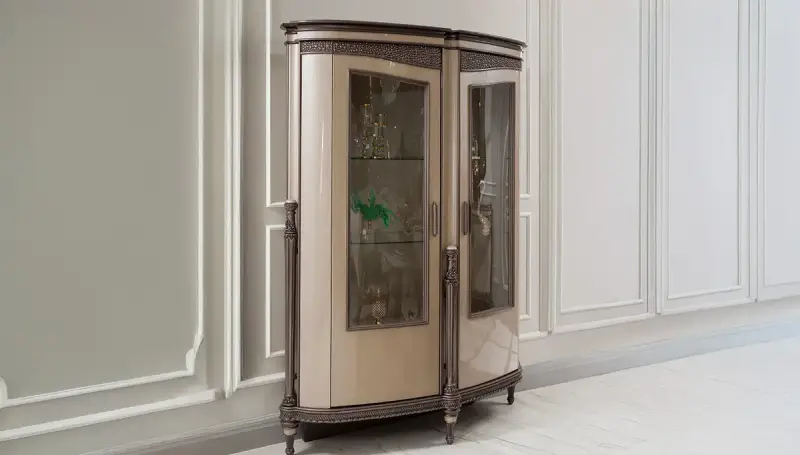 Sefir Vitrine Avant-gardiste