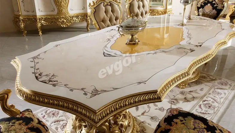 Şehrazat Lake Carved Salle à manger classique - 4