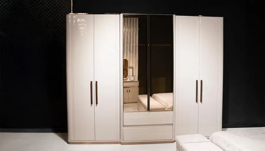 Sofia Armoire de Luxe - 1