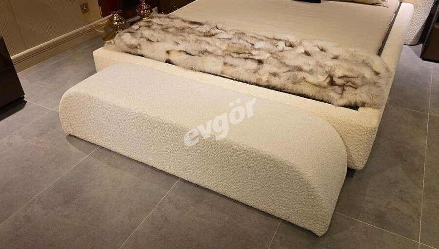 Vivaldi Modern Bench