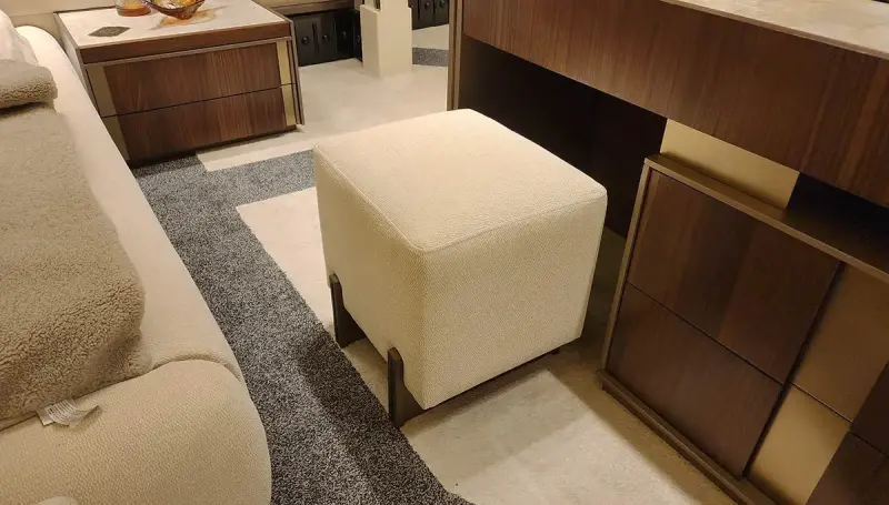 West Modern Puf