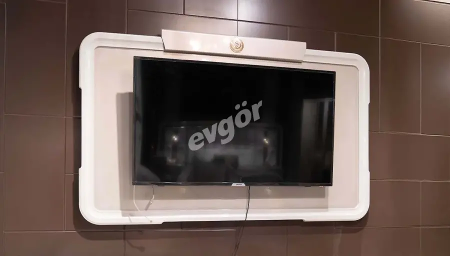 Yasmin Lüks TV Panosu - 1