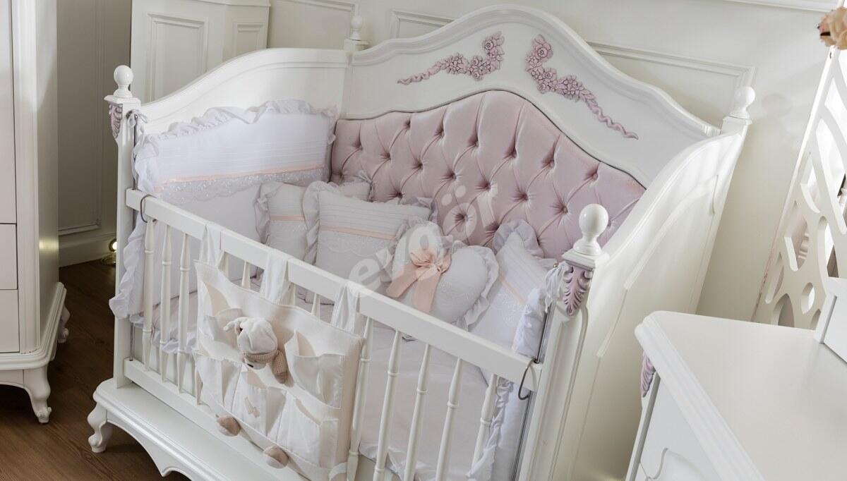 Gül Klasik Bebek Odası - Thumbnail