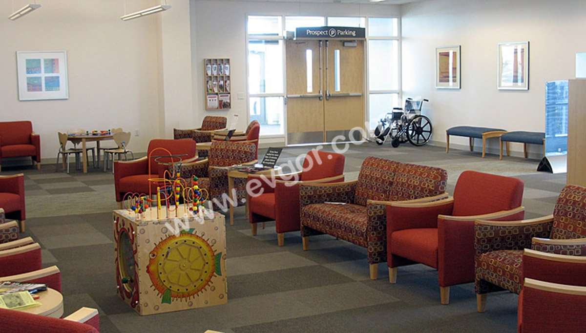 Hastane Bekleme Salonu Dekorasyon