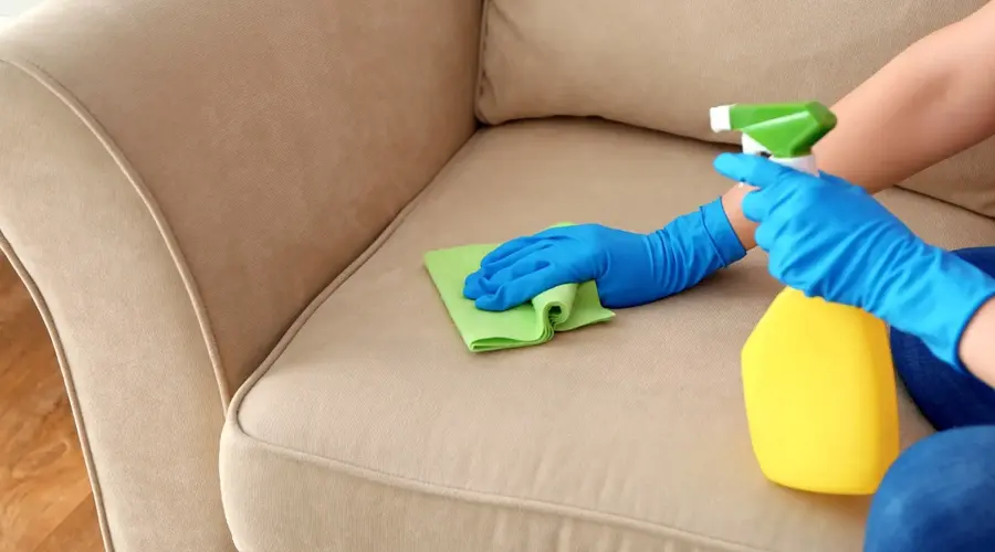 Kadife Koltuk Nasıl Temizlenir?