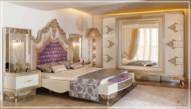 Koltuktan, Halıdan ve Yataktan Kan Lekesi Nasıl Çıkar?