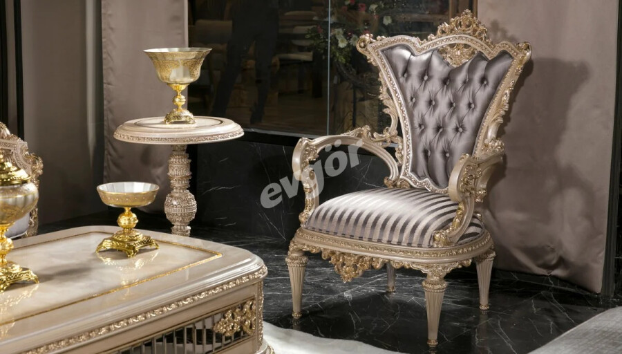 Laleli Krem Klasik Tekli Koltuk