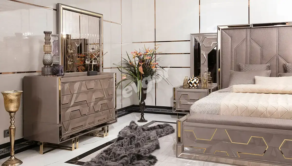 Latina Art Deco Bedroom