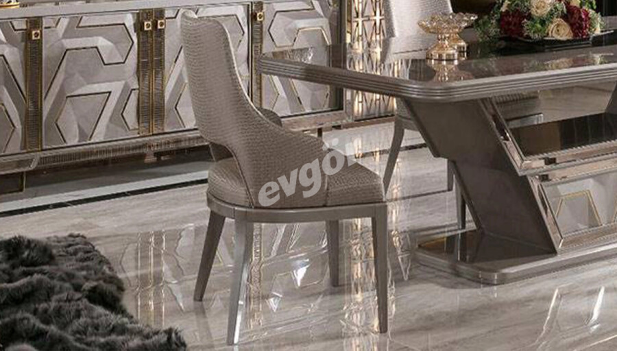 Latina Lüks Sandalye