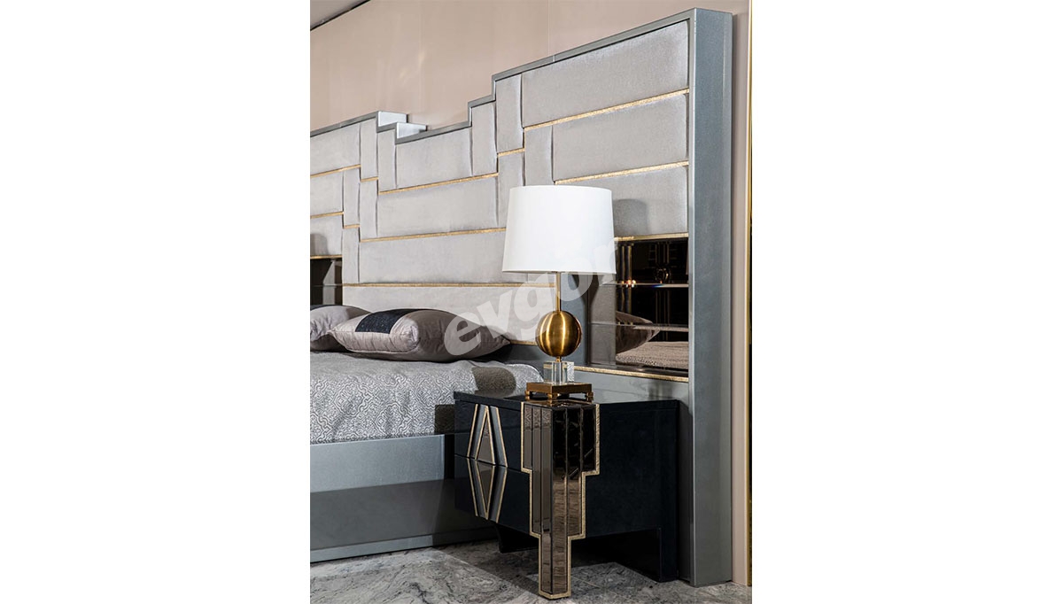 Madreno Luxury Bedroom - Thumbnail