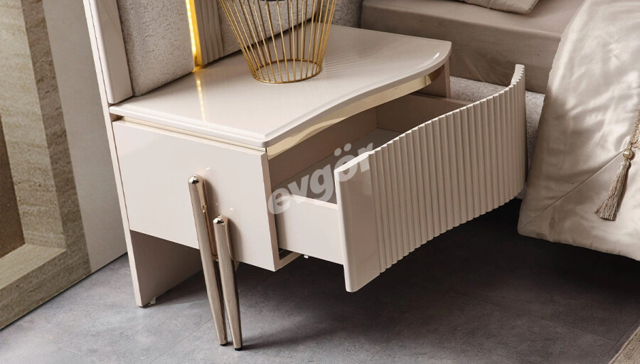 Otlanta Lüks Komodin