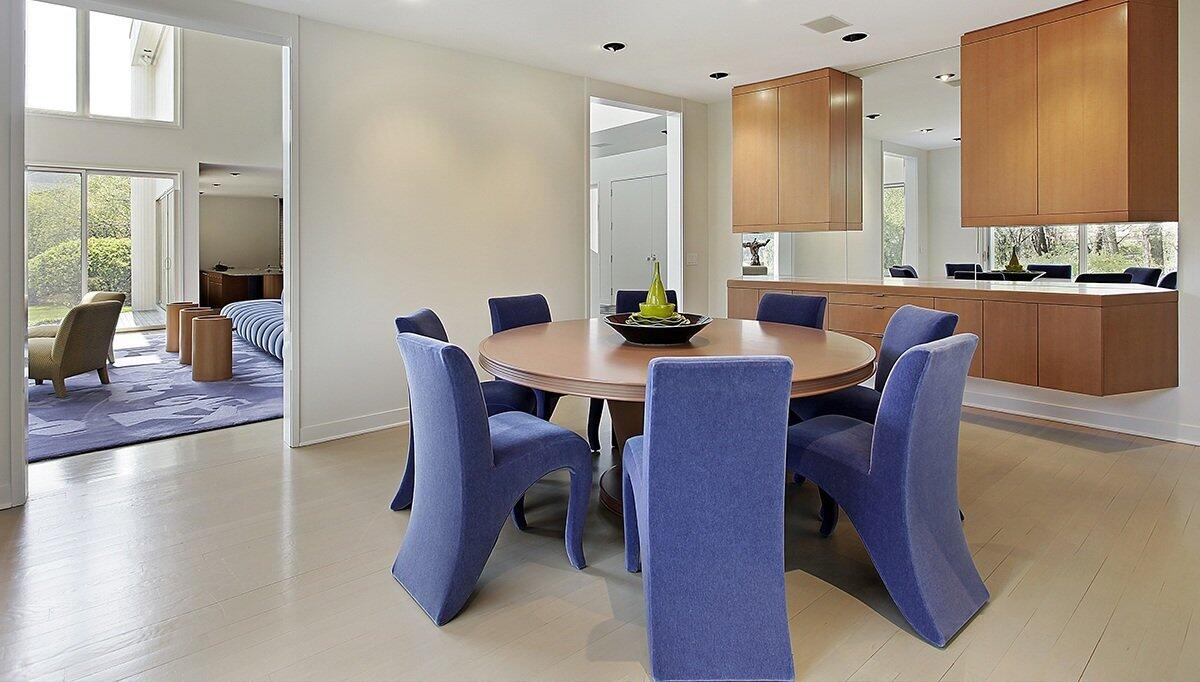 8 Person Dining Table