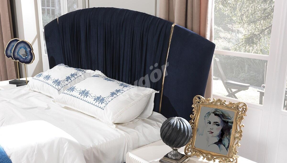 Petrago Luxury Bedroom