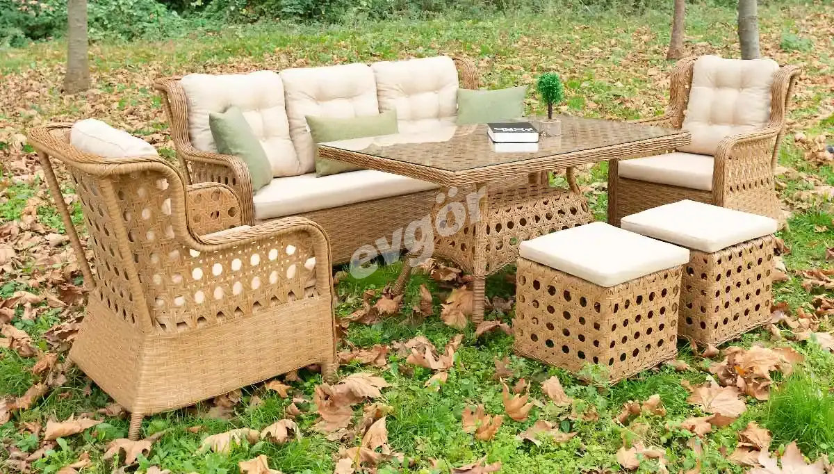 Peyton Outdoor Furniture Set