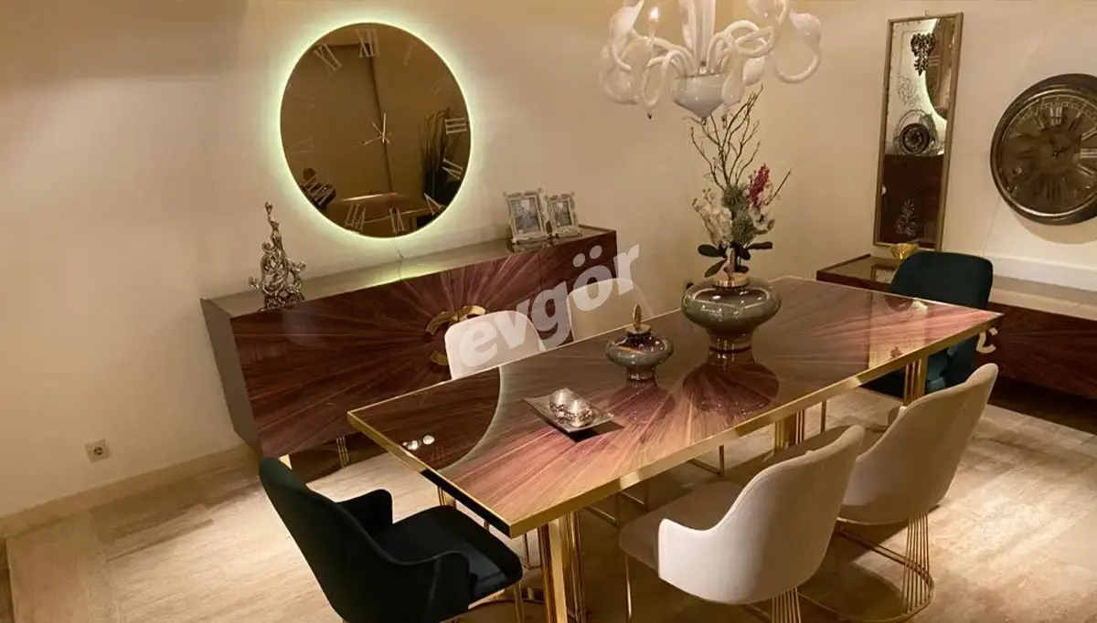 Polina Luxury Dining Room