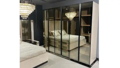 Sarah Luxury Bedroom - Thumbnail